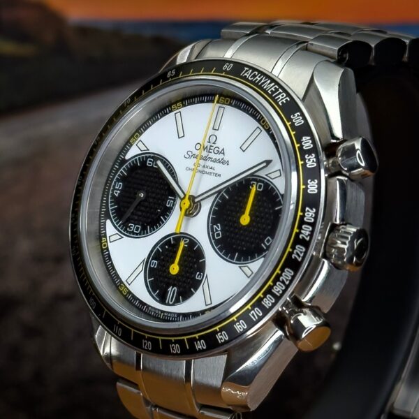 Omega Speedmaster Racing Watch Black/Yellow 40mm Full Set 326.30.40.50.01.001 - Image 4