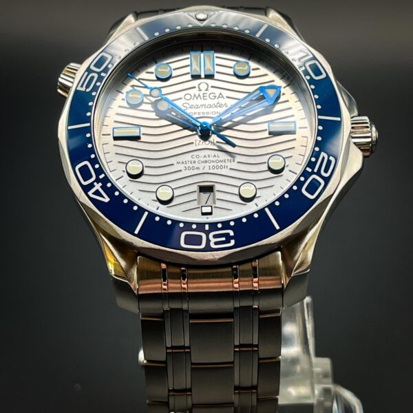 Omega Seamaster Diver 300M 42mm Chronometer Gray Dial 210.32.42.20.06.001 - Image 5